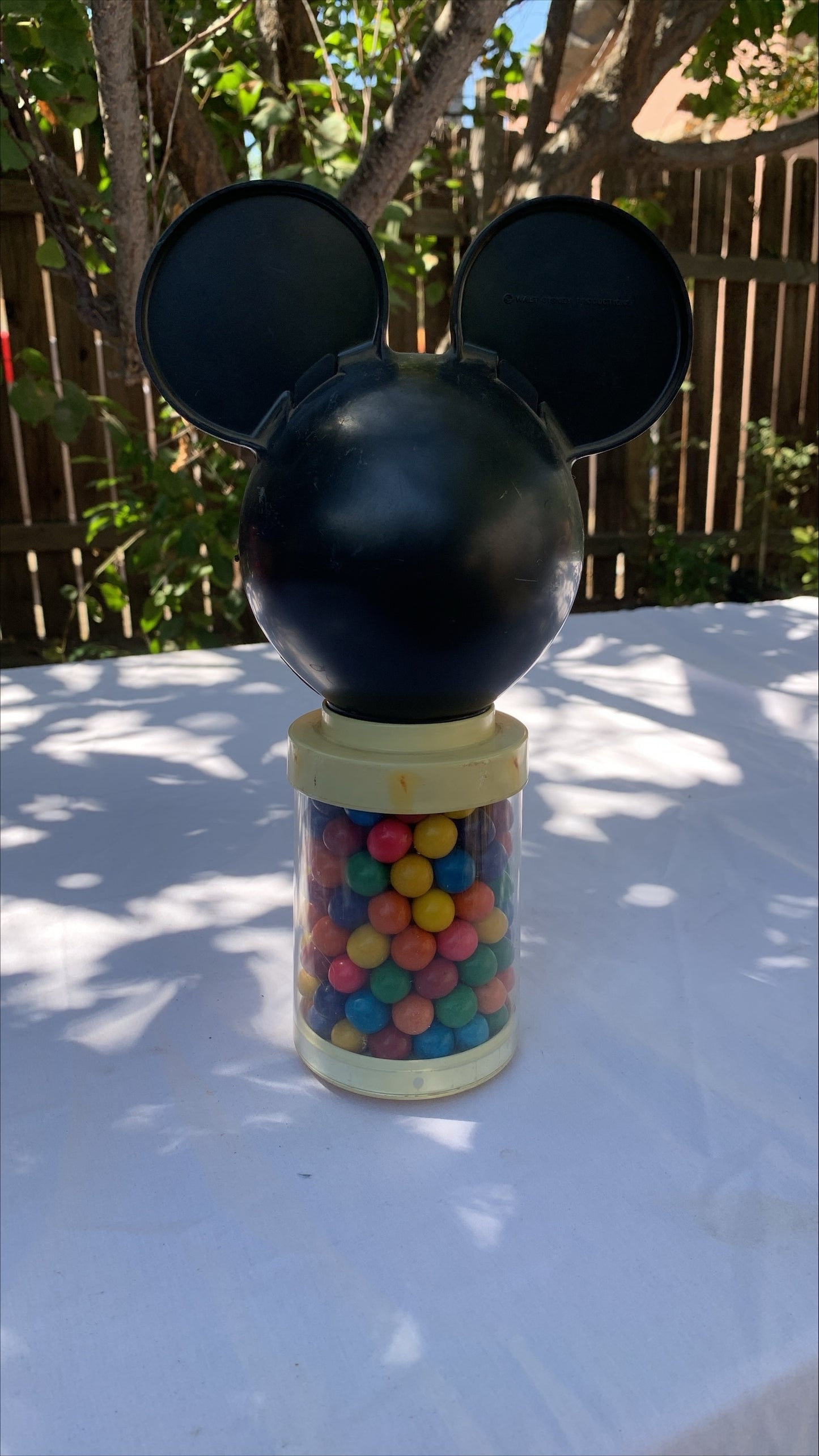 Mickey Mouse gum bank