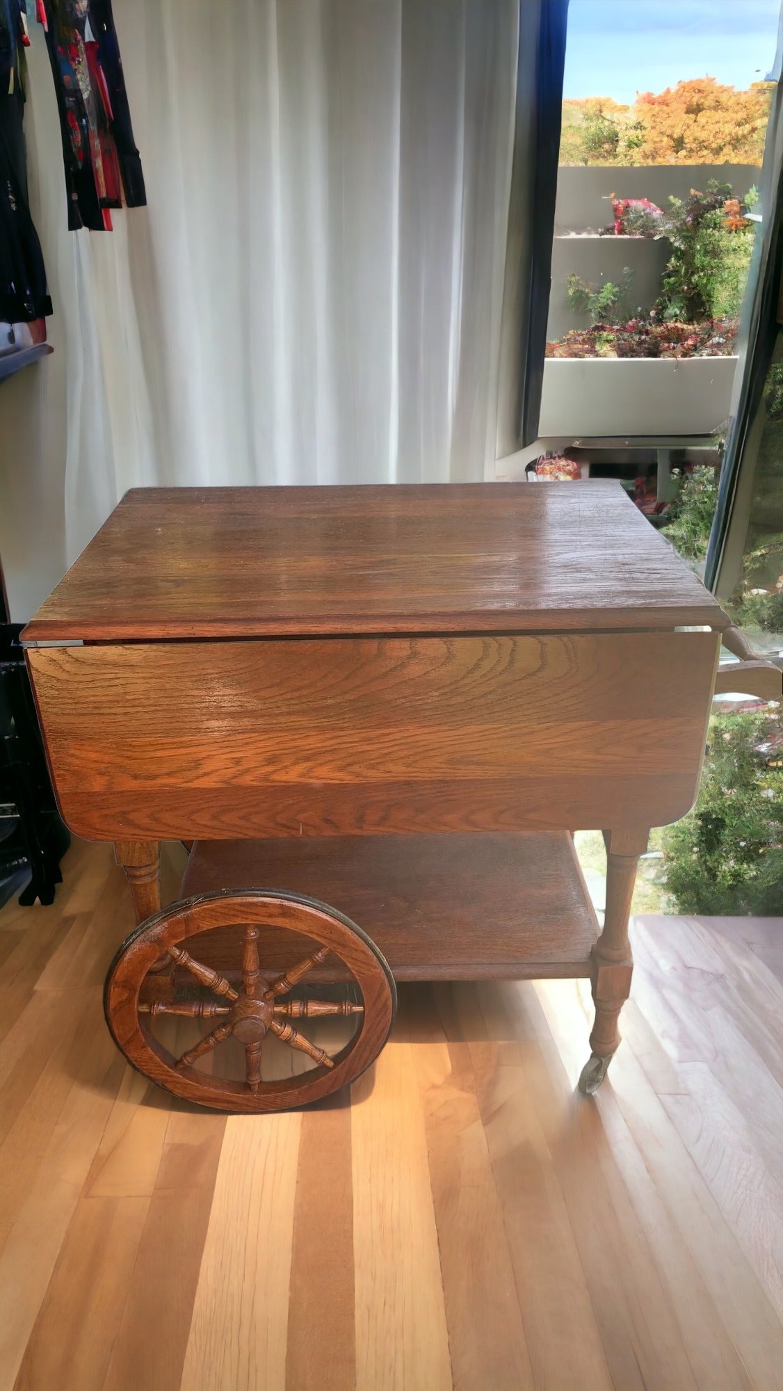 Tea serving Table