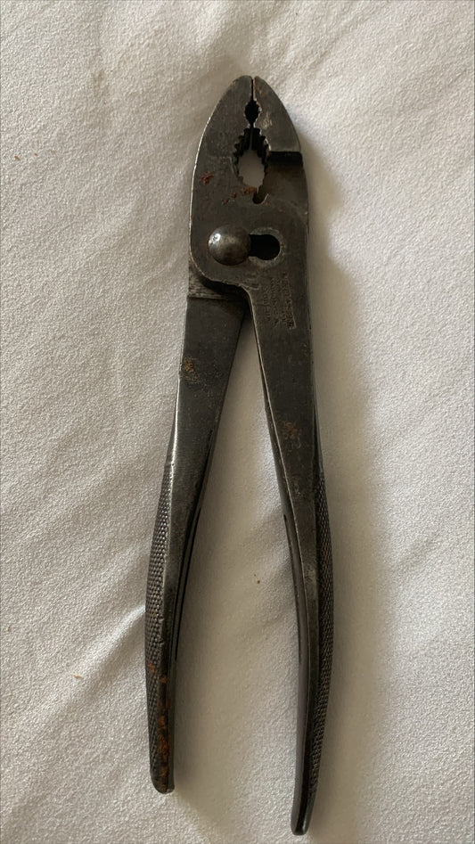 Winchester Pliers