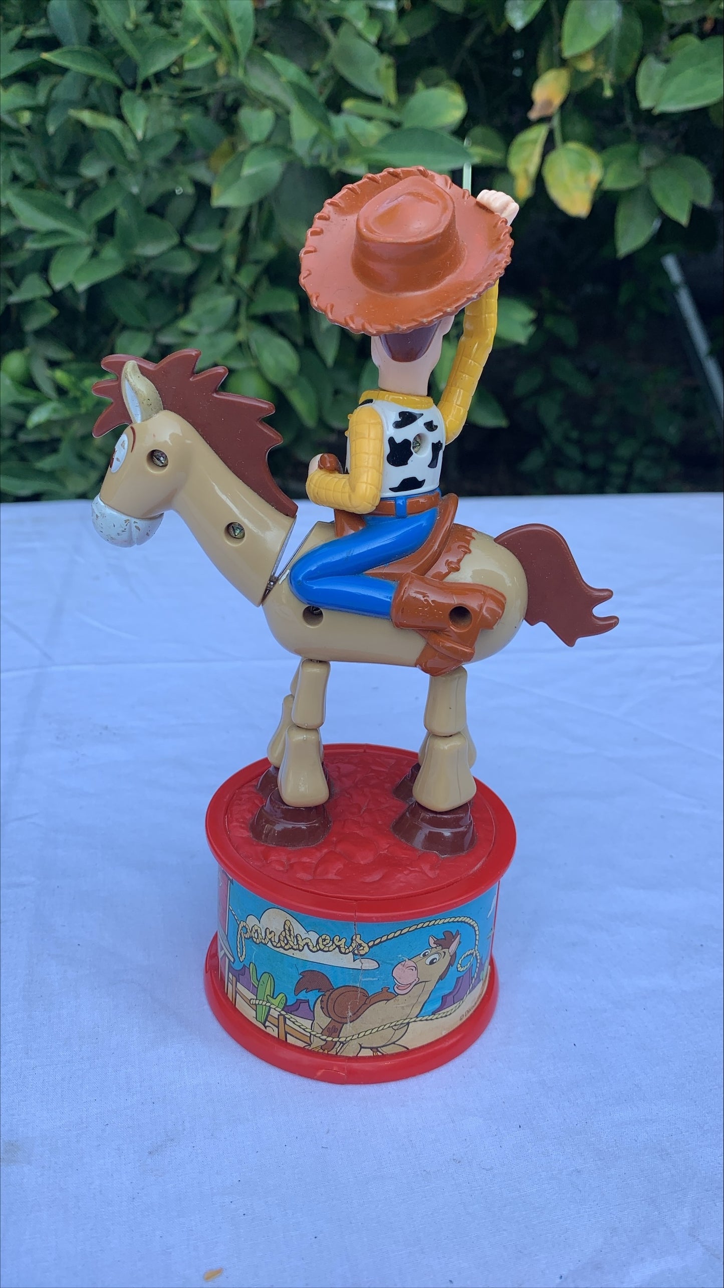 Woody Candy Dispenser